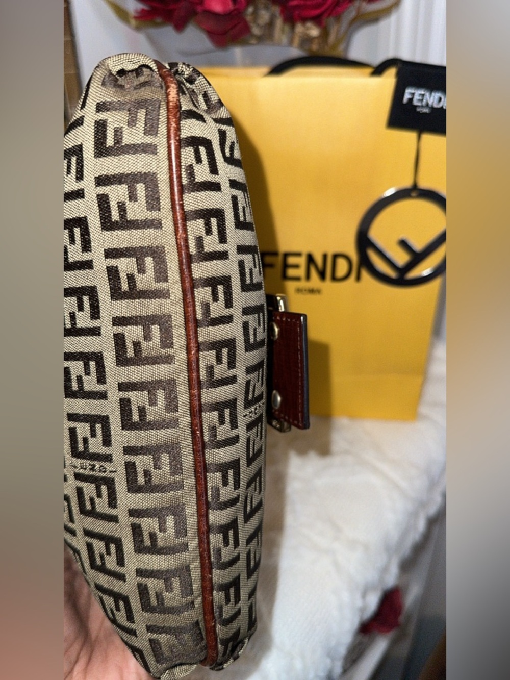 Fendi Brown FF Zucchino Canvas Shoulder or crossbody Bag with Dark Brown Trim - Picture 5 of 12